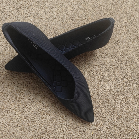 Women's VIVAIA Scarlett Pointed Toe Kitten Heels Shoes Pumps | navy | Sz: 12 US - Picture 4 of 11